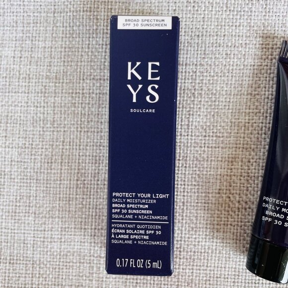 Keys Soulcare Protect Your Light Daily Moisturizer SPF 30 Sunscreen 0.17 fl oz - Picture 2 of 8